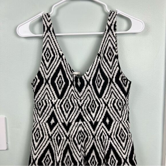 7 For All Mankind Black and White Geometric Print Size S - Picture 5 of 10